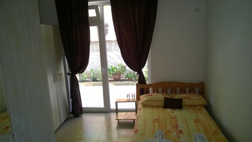 Dracena Guesthouse Ravda Exterior photo
